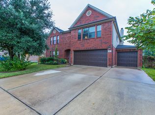617 Dark Tree Ln, Round Rock, TX 78664