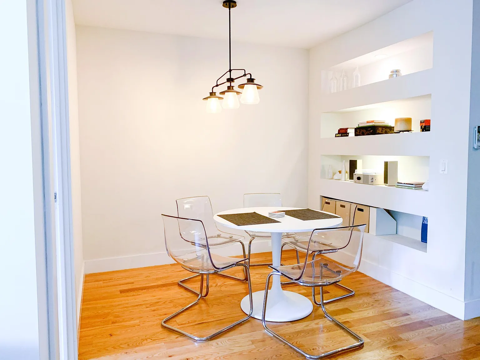 4 bed, 1361 sqft, $1,350 — Photo 4