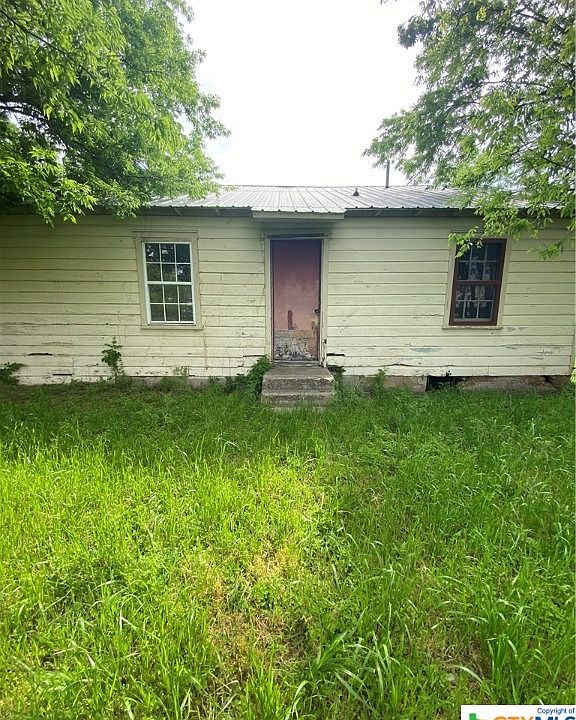 2nd image of 111 N 16th St