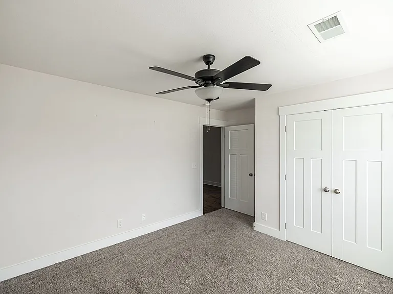 905 Frog Gip Pond Ct — Photo 25