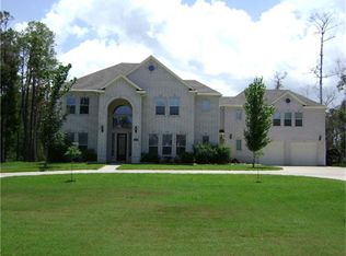 1219 S Country Club Dr, Shoreacres, TX 77571