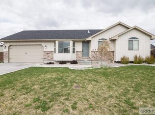 1223 N Portal Stone Dr, Idaho Falls, ID 83401