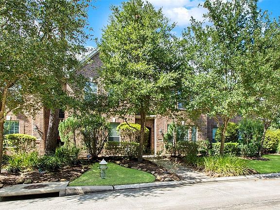 2nd image of 27 Avenswood Pl
