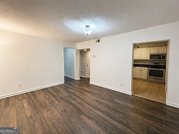 4th image of 250 Little St APT A103