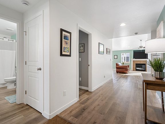 2nd image of 5919 Beechwood St
