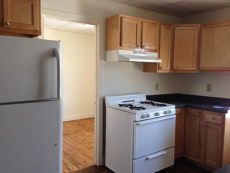 14 Bright St #3 — Photo 5