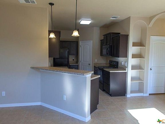 5th image of 4603 Cambridge Dr