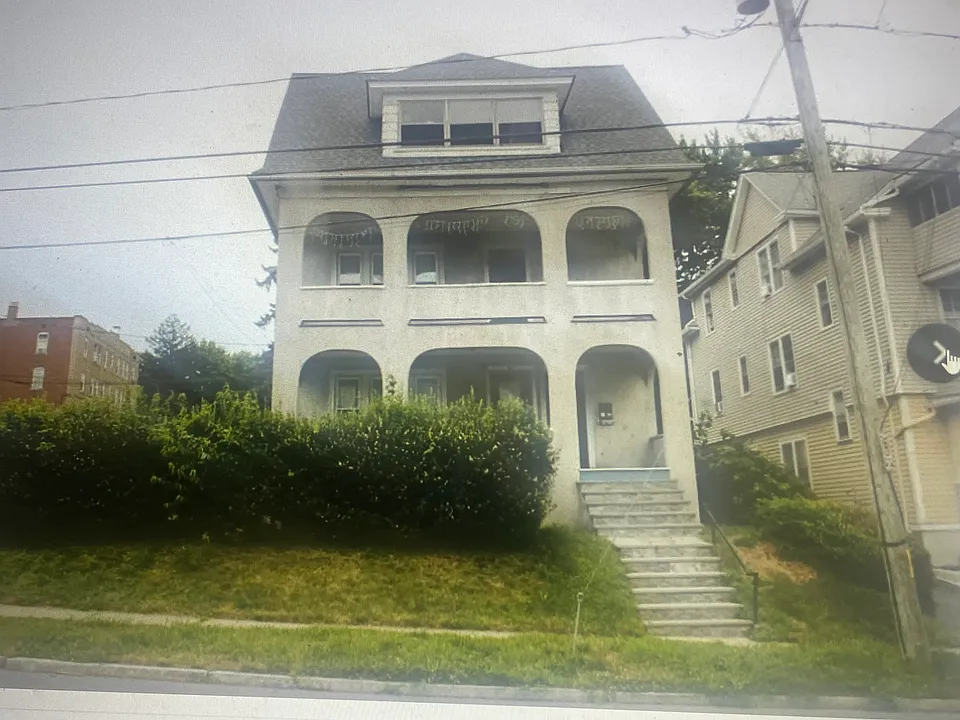 45 Grandview Ter #1