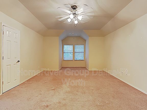 4th image of 9725 Hedge Bell Dr