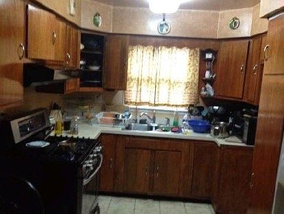 3rd image of 504 Lakelawn Blvd
