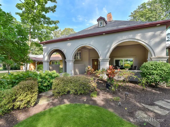 721 Lenox Rd, Glen Ellyn, IL 60137