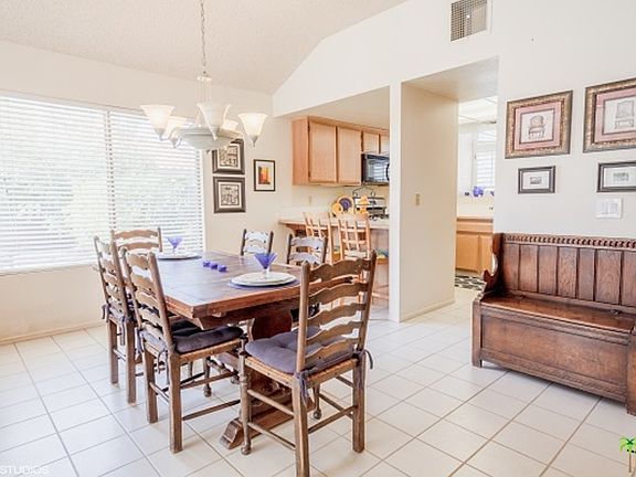 5th image of 2530 N Hermosa Dr