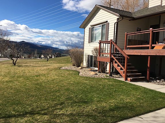 2nd image of 4752 Christian Dr