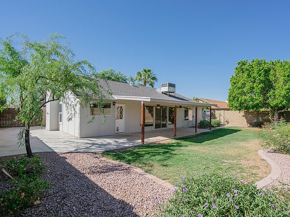 5th image of 8026 W Dahlia Dr