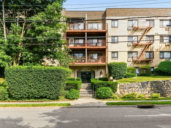 2221 Palmer Avenue #3P, New Rochelle, NY 10801