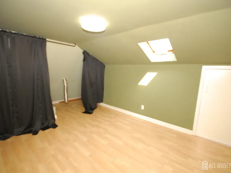 96 Brewster Cir — Photo 24