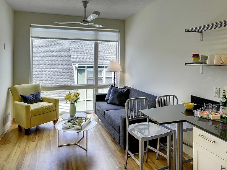 Coze Flats — Photo 22