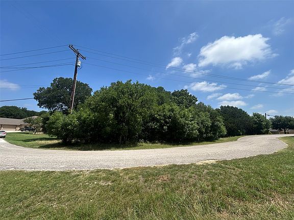 2nd image of 13010 Crestwood Dr