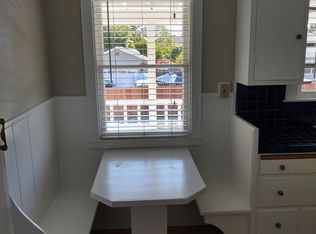 144 Victoria Rd, Burlingame, CA 94010