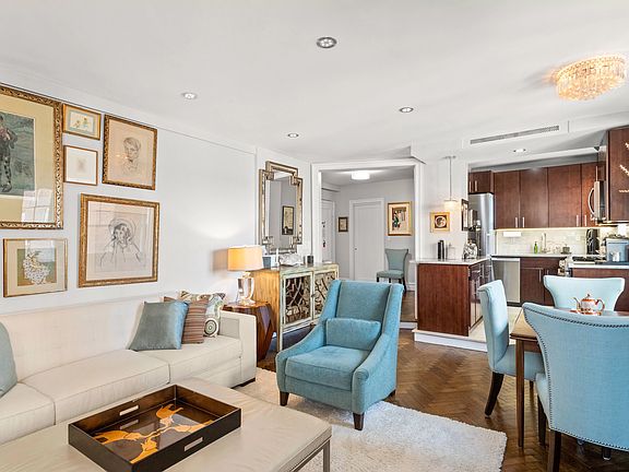 4th image of 140 Cabrini Blvd APT 77
