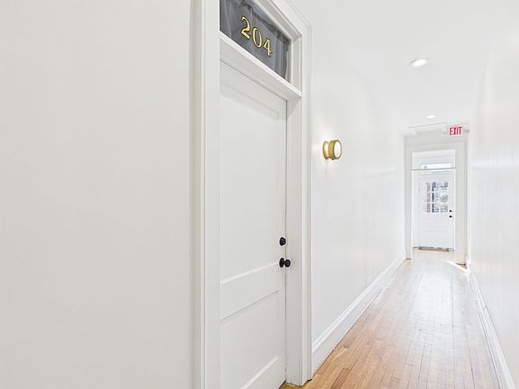 2nd image of 2025 Monument Ave #204