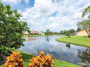 563 Saint Andrews Blvd, Naples, FL 34113