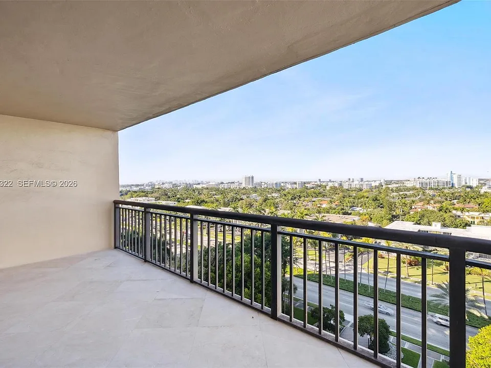 10175 Collins Ave #907