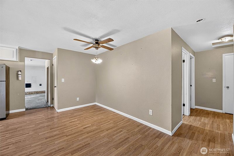 5th image of 12917 55th Avenue SE