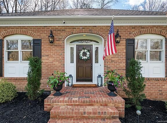 2nd image of 441 Wilby Dr