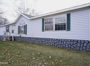 5009 Silver Gate Dr, Grand Forks, ND 58203