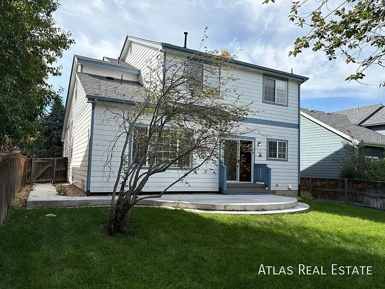 1071 Thornbury Pl — Photo 18
