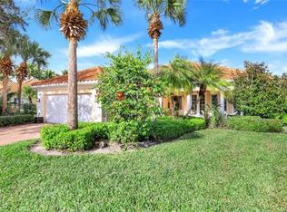 3132 Dominica Way, Naples, FL 34119
