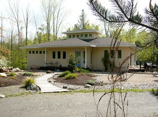 290 Potter Rd, Williamstown, MA 01267