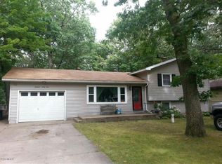 1362 Joslyn Rd, Muskegon, MI 49445