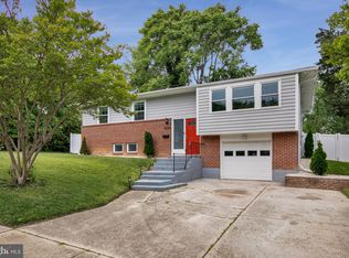 8205 Stardust Pl, Fort Washington, MD 20744