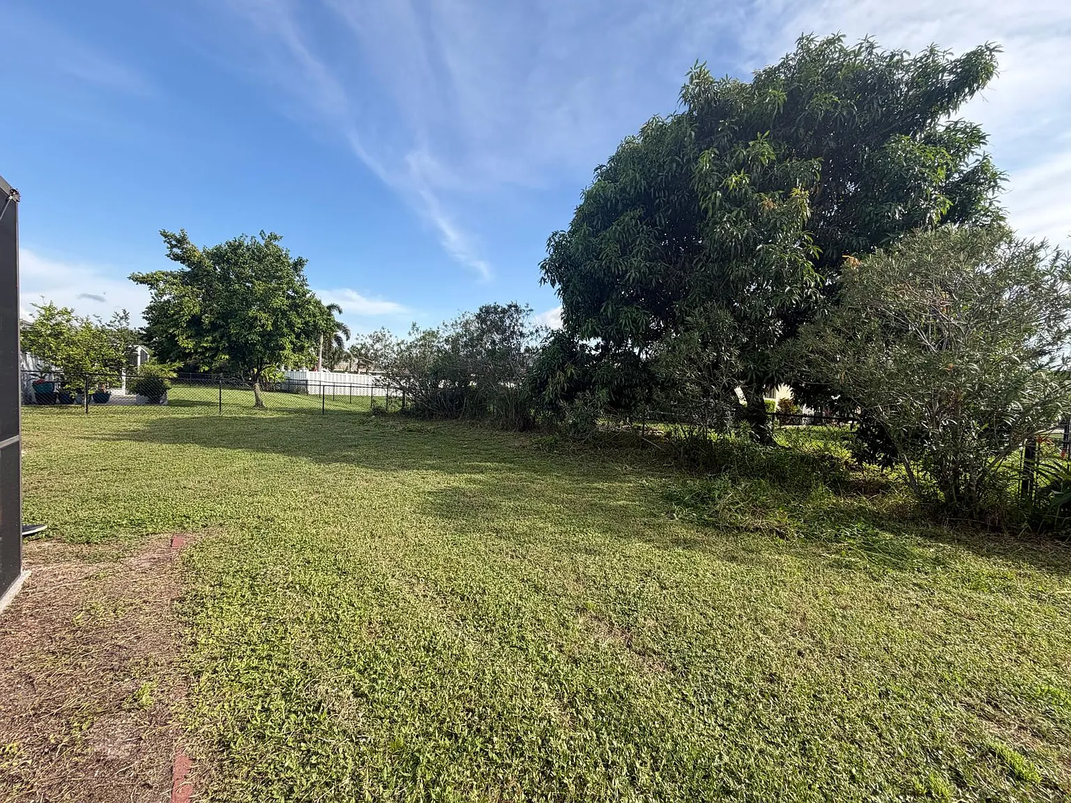 4 bed, 2094 sqft, $2,650 — Photo 4