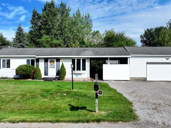 2293 Michigan Ave, Bay City, MI 48708