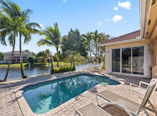 16364 NW 14th St, Pembroke Pines, FL 33028