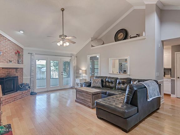 2nd image of 4803 Hawks Landing Ct
