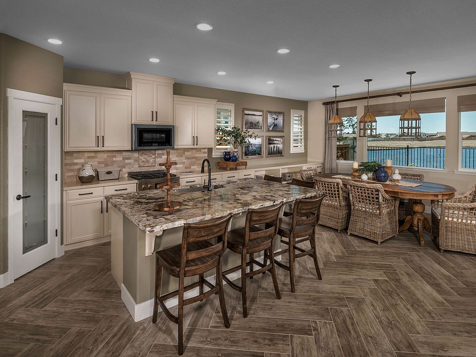Kiper_BeaconBay_Res4-KitchenDiningRoom_10527b-11x8