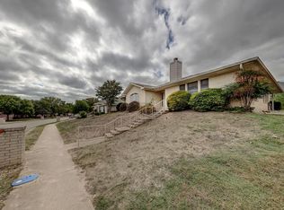 212 Oak Hill Dr, Kerrville, TX 78028