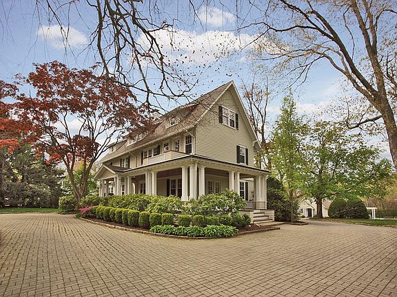 Picture Perfect Center Hall Colonial