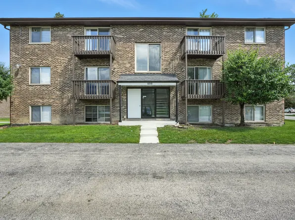 8310 Woodland Dr APT B, Darien, IL 60561