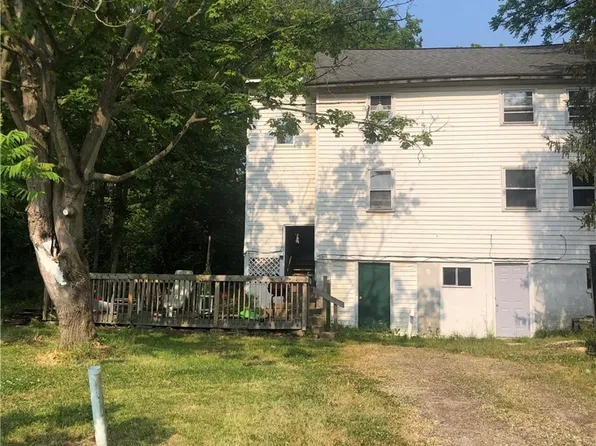 18312 Madison Rd, Middlefield, OH 44062