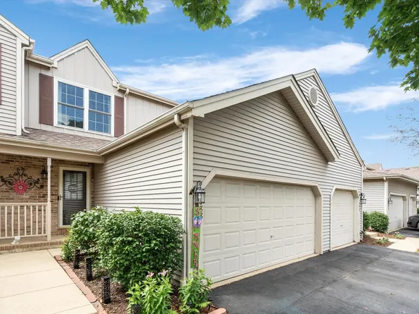 1488 Foxcroft Dr, Aurora, IL 60506