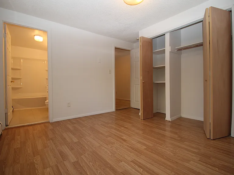 162 Miller Rd #3B — Photo 6
