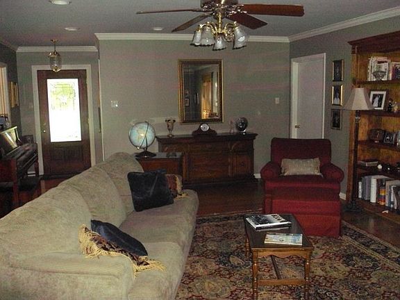 4th image of 516 Cambridge Dr