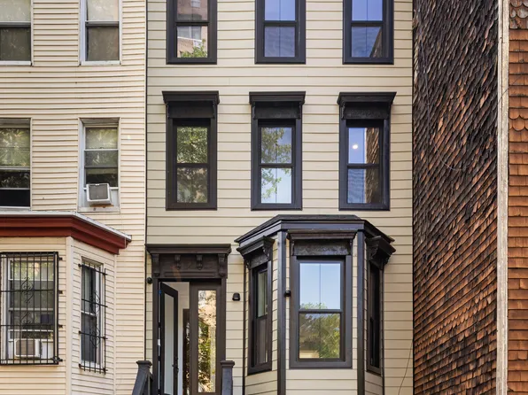 174 Hall Street image 13 of 13