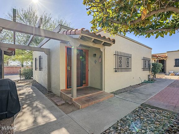 4th image of 132 W Calle Del Ano
