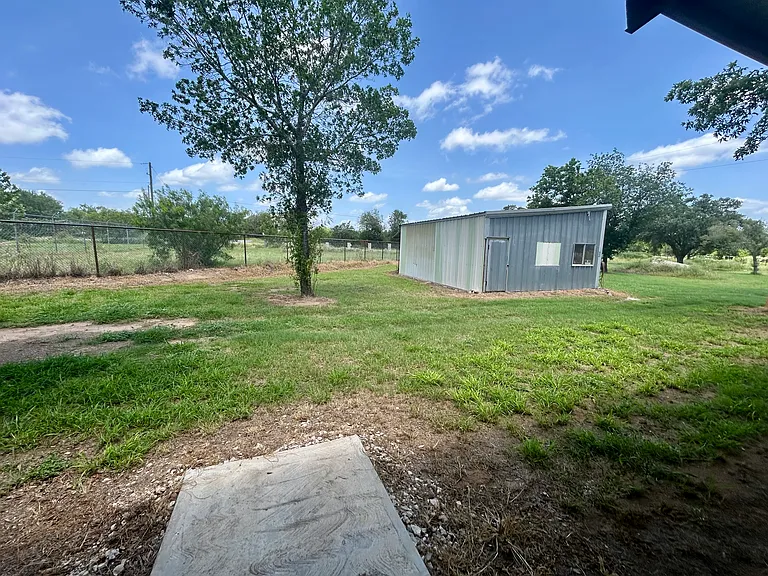 405 State Highway 132 N — Photo 12